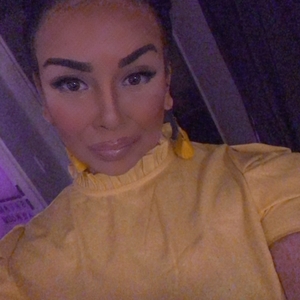 Leïla - Prof de maths - Romainville