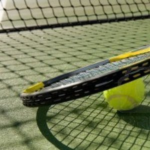 Vyvy - Prof de tennis - Évry-Courcouronnes
