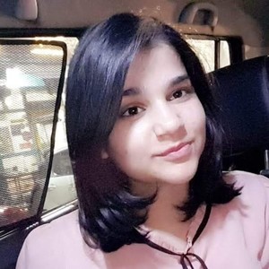 Aditi - Prof d'anglais - Saint-Adjutory