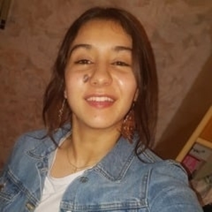 Yousra - Prof d'arabe - Bagneux