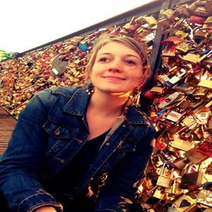 Noémie - Prof de SVT - Paris