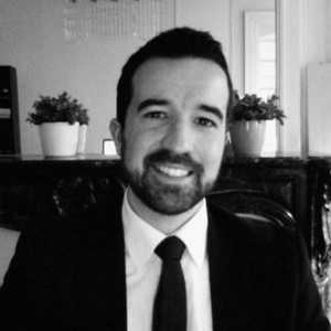 Julien - Prof de droit constitutionnel - Escalquens