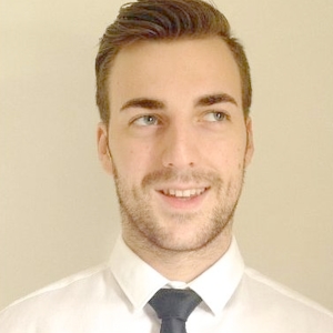 Paul - Prof d'économie - Paris