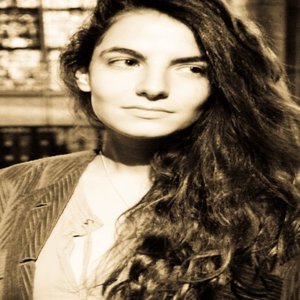 Dina - Prof d'histoire - Paris