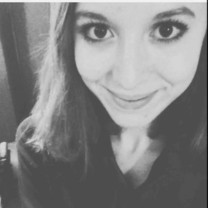 Sara - Prof de français - La Rochelle