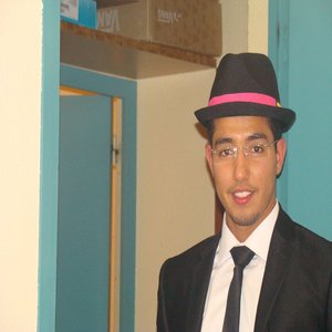 Younes - Prof d'économie - Pau