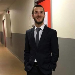Pierre - Prof de maths - Lille