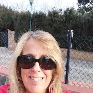 Laura - Prof de maths - Sète