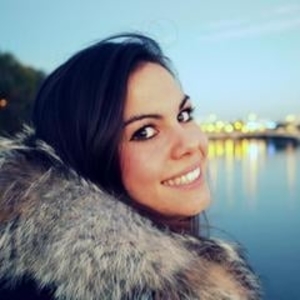 Victoria - Prof de maths - Paris