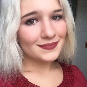 Julie - Prof de maths - Thorey-en-Plaine