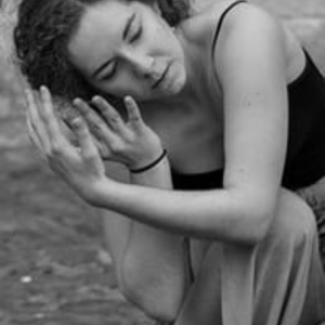 Manon - Prof de philosophie - Paris