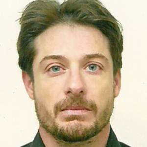 Edward - Prof de portugais du portugal - Paris