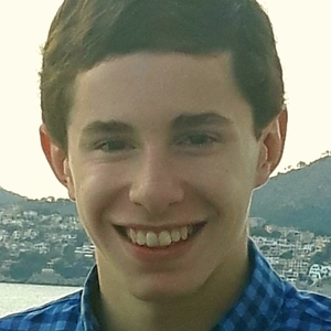 Adam - Prof d'économie - Lille