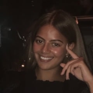 Zineb - Prof de maths - Paris