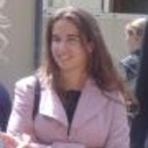 Alexandra - Prof d'économie - Tours