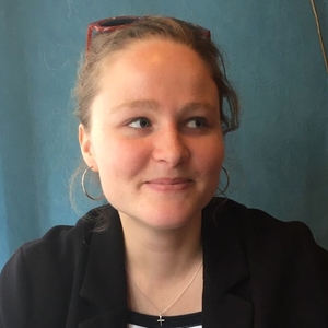 Pauline - Prof de préparation bac scientifique - Paris 7e