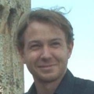 T - Prof de philosophie - Paris