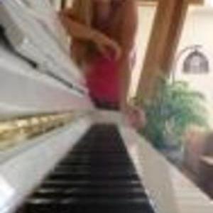 Linda - Prof de piano - Gap
