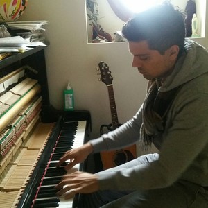 Alex - Prof de piano - Villiers-sur-Marne