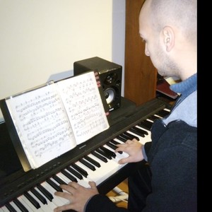 FERNANDO - Prof de piano - Paris