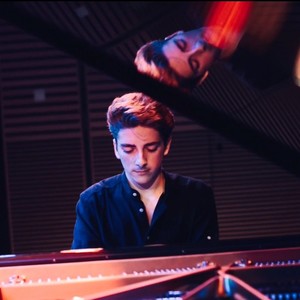 Adriano - Prof de piano - Lausanne