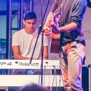Adel - Prof de piano - Paris