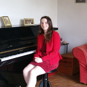 Romane - Prof de piano - Guer