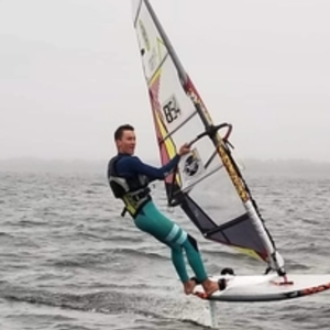 Thomas - Prof de planche à voile - Hourtin