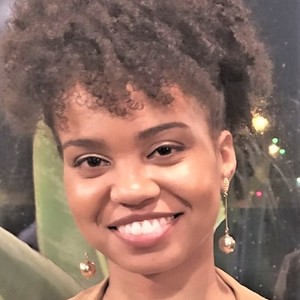 Ana Elisa - Prof de portugais brésilien - Épinay-sur-Seine
