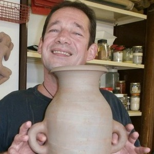 MICHEL - Prof de poterie - Frontignan
