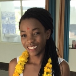 DEBORAH - Prof de yoga - Grenoble
