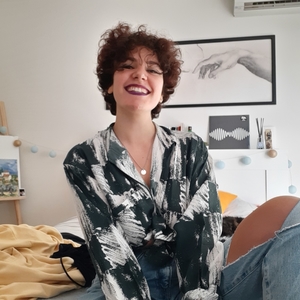 Mathilde - Prof de maths - Nice