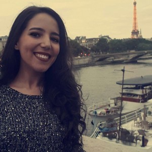 Imane - Prof d'anglais - Épinay-sur-Seine