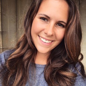 Chloe - Prof d'aide aux devoirs - Hérouville-Saint-Clair