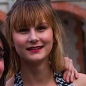 Sarah - Prof de français - Cachan
