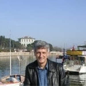 Semih - Prof de turc - Paris