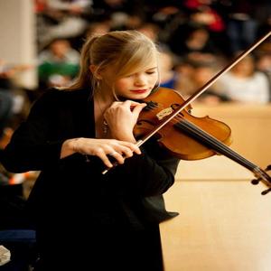 Floriane - Prof d'instruments à cordes - Paris