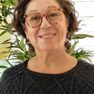 Nicole - Prof de yoga - Antony