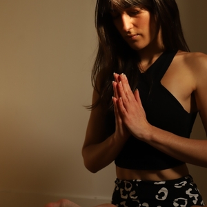 Anastasia - Prof de yoga - Paris