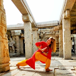 Virginie - Prof de yoga - Paris 9e