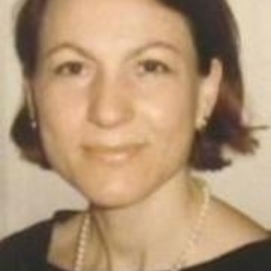 Habiba - Prof de couture - Paris