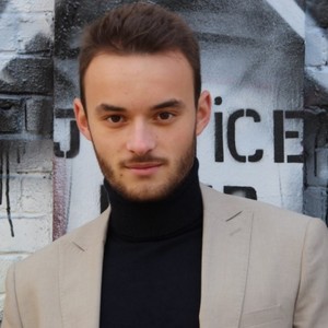 Pacome - Prof d'économie - Mérignac