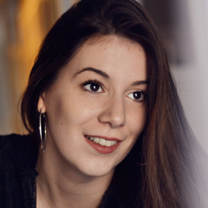 Héléna - Prof d'initiation informatique - Carquefou