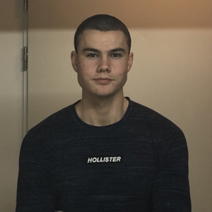 Loïc - Prof de cyclisme - Roubaix