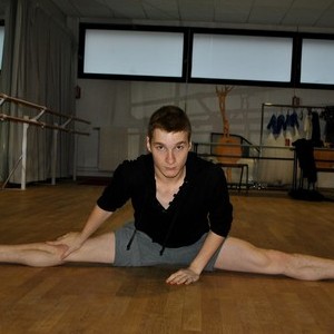 Hugo - Prof de yoga - Paris