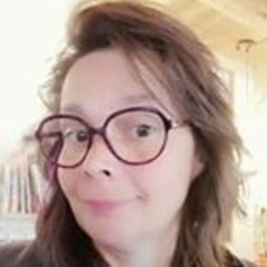 Karine - Prof d'architecture d'intérieur - Saint-Christophe-sur-Roc