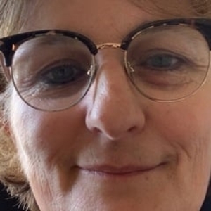 Anne-Marie - Prof de langue des signes - Saint-Just-le-Martel