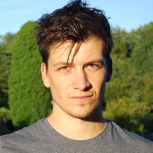 Hugo - Prof de logiciels - Paris