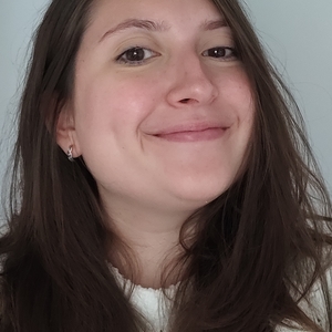 Elena - Prof de maths - Cergy