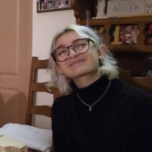 Romane - Prof d'aide aux devoirs - Paris